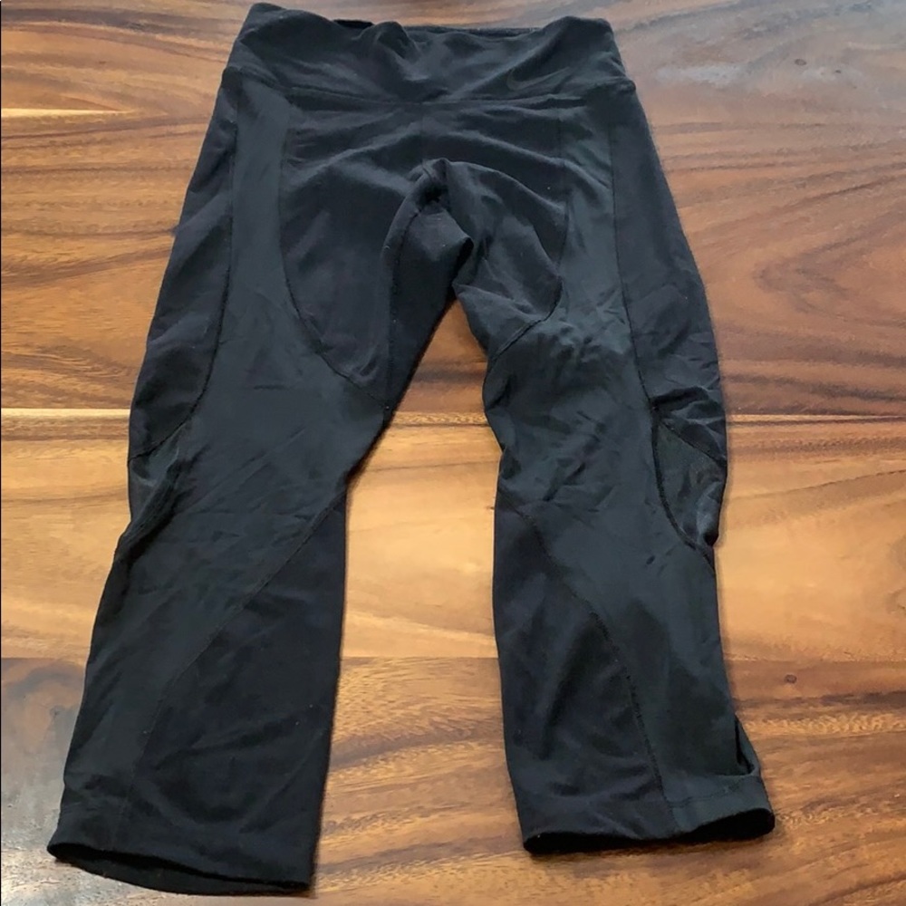 Nike dri-fit capri with mesh insert